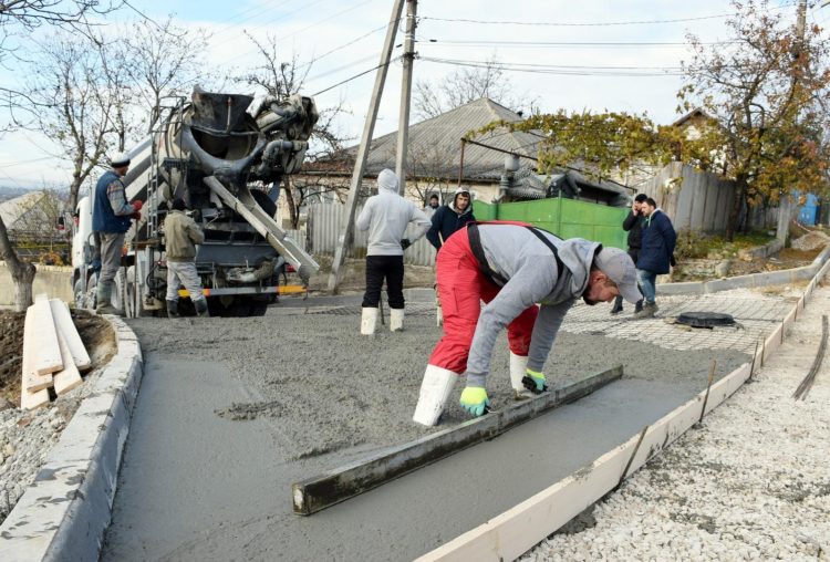 La Orhei, continuă renovarea străzilor cu aplicarea celor mai moderne tehnologii