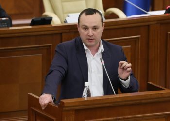 Депутат ПСРМ Влад Батрынча требует призвать к законному ответу тех, кто препятствовал проведению президентских выборов в селе Варница | VIDEO