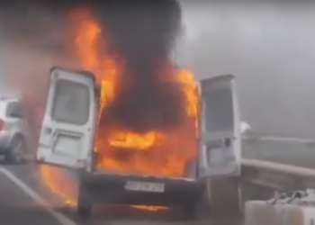 Grav accident la Peresecina: Un automobil a fost cuprins de flăcări | VIDEO