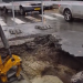 Se surpă asfaltul sub picioare: Un adevărat crater de câțiva metri adâncime s-a format în capitală | VIDEO