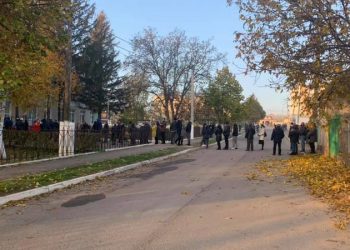 La Varnița, alegătorii din stânga Nistrului au format cozi la secțiile votare