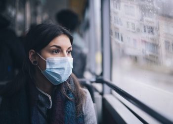 Decizia privind obligativitatea purtării măștii de protecție în spațiile publice din Capitală, atacată în instanță