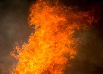 Act disperat la Ungheni. Un bărbat bolnav de cancer și-a dat foc