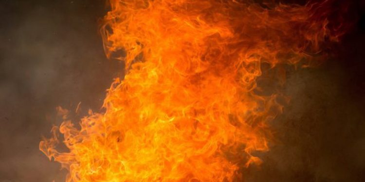 Act disperat la Ungheni. Un bărbat bolnav de cancer și-a dat foc