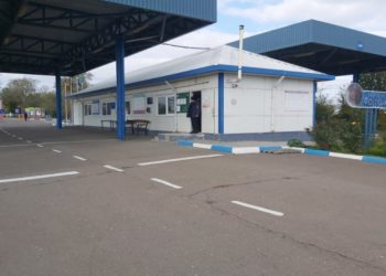 Două puncte de trecere a frontierei moldo-ucrainene își reiau activitatea