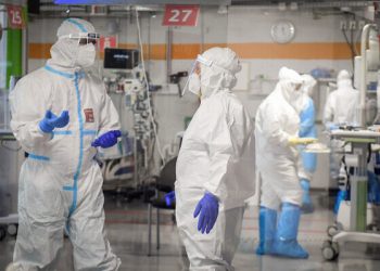 106 cazuri de COVID-19 în rândul lucrătorilor medicali, înregistrate în ultimele 24 ore