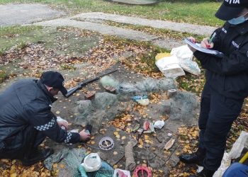 La braconat pe lacurile din Chișinău. Mai multe bunuri destinate pescuitului ilicit, depistate de polițiști