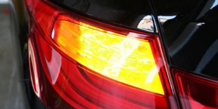 Cât ne-ar putea costa importul mașinilor de peste 10 ani