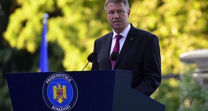 Klaus Iohannis: Vom fi extrem de atenți la alegerile din R. Moldova | VIDEO