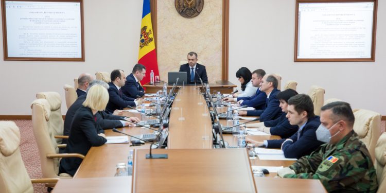 Ion Chicu anunță revocarea celor 5 miniștri democrați din Guvern. Până în seară urmează să fie numiți alții