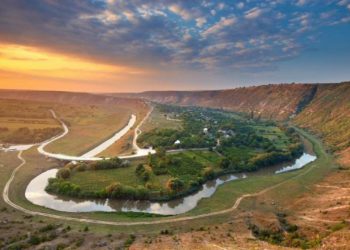 Turismul în Moldova a scăzut cu aproape 75%. Țările de unde vin cei mai activi vizitatori ai republicii | Grafic