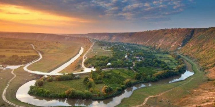 Turismul în Moldova a scăzut cu aproape 75%. Țările de unde vin cei mai activi vizitatori ai republicii | Grafic