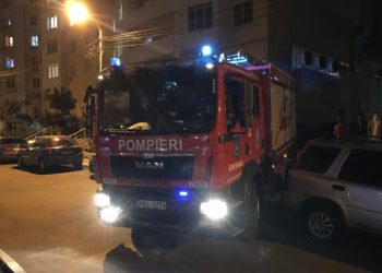 Pompierii nu au acces la blocurile locative din Chișinău, din cauza parcărilor neregulamentare
