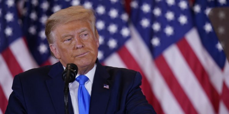 Presa: Trump se gândeşte să candideze din nou, la alegerile din 2024