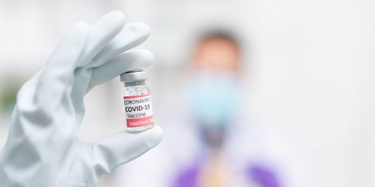 Doze de vaccin anticoronavirus, comandate de UE. Cât de posibil este să ajungă și în Republica Moldova