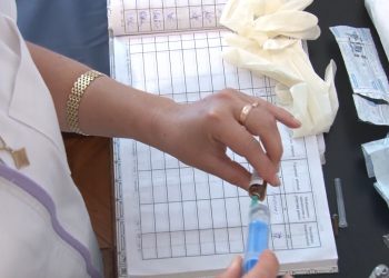 În Capitală a început imunizarea împotriva gripei. Experții au atenționat că procesul trebuia inițiat în septembrie | VIDEO