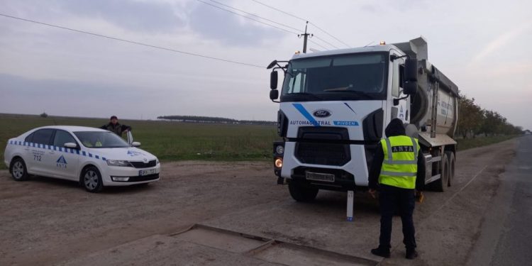 Acțiuni de verificare și control inopinat la sediile operatorilor de transport rutier desfășurate de ANTA