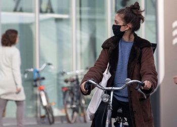 «Нидерланды закрываются»: в стране ввели пятинедельный локдаун