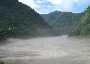 В Мексике река унесла группу туристов: есть жертвы