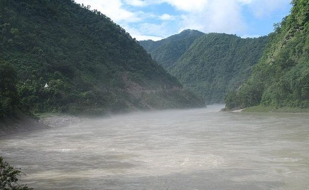 В Мексике река унесла группу туристов: есть жертвы