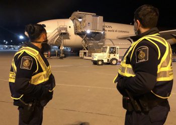 В Канаду прибыла первая партия вакцин Pfizer-BioNTech