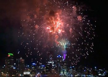 Жители Новой Зеландии и других стран уже встретили 2021 год