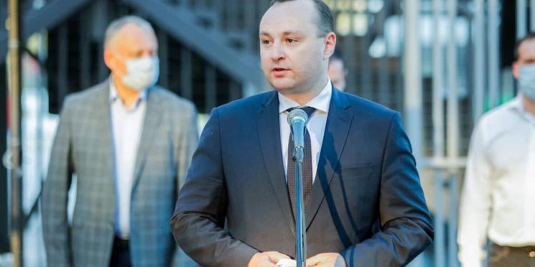 Igor Dodon, Ion Ceban și Vlad Batrîncea pleacă astăzi la Moscova