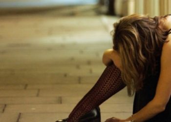 „Toți, la pământ!” O tânără, ținută captivă într-un apartament din Chișinău, salvată ca în filmele de acțiune | VIDEO