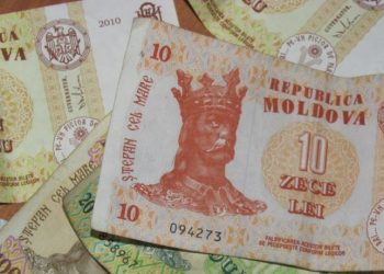 Chișinăuienii vor plăti câte 10 lei pe lună pentru intervenții în curțile de bloc