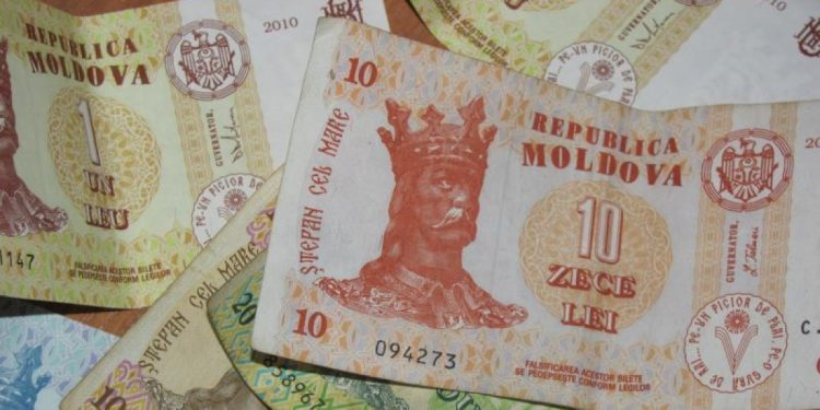 Chișinăuienii vor plăti câte 10 lei pe lună pentru intervenții în curțile de bloc