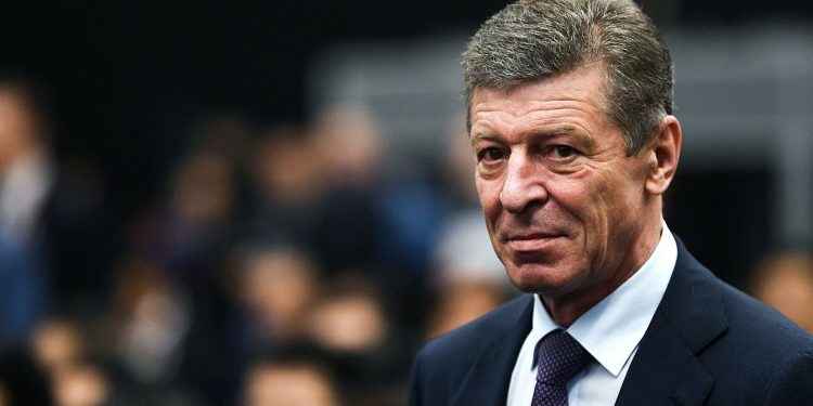 Делегация парламента Молдовы встретились с Козаком. На встрече присутствовал Додон