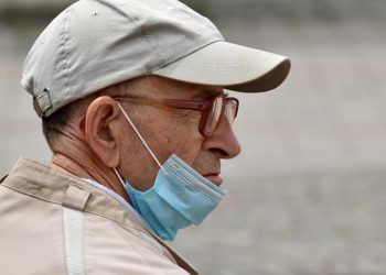 В Украине за неправильное ношение масок будут штрафовать