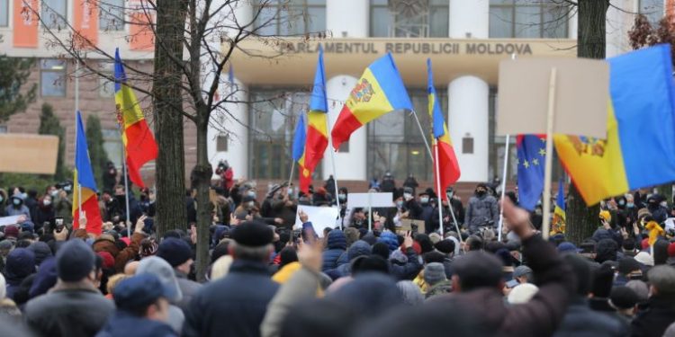ГИП: Гражданам старше 63 лет запрещено выходить на протест 6 декабря