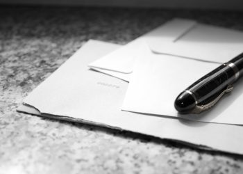 „Deget uman sau glumă de prost gust”. Ce spune Poliția despre cazul deținutului care și-a amputat degetul și l-a trimis la Parlament | VIDEO