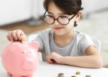 Indemnizații dublate. Ce alocații ar putea primi copiii cu cetățenie română din R. Moldova începând cu 1 ianuarie