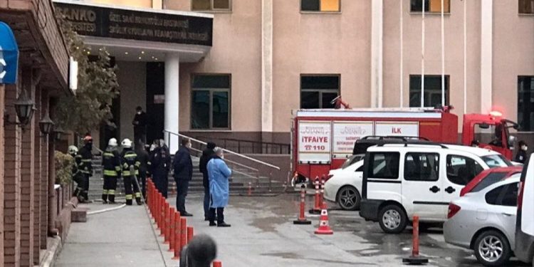 В больнице Турции взорвался кислородный аппарат: есть жертвы | FOTO