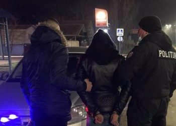 După ce a făcut declarații pentru presă, au pus și polițiștii mâna pe el: Tânărul care a fugit de la locul accidentului, în care a decedat o femeie, reținut