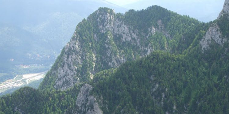 Care este soarta tinerilor din Republica Moldova, blocați în munții din România | VIDEO