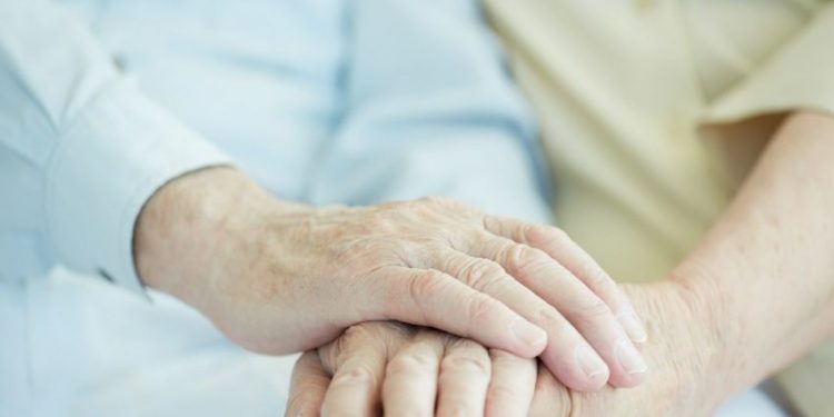 Parlamentul a votat micșorarea vârstei de pensionare pentru femei și bărbați