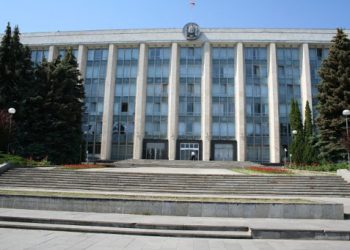 Sergiu Sîrbu: Datorită presiunilor, Guvernul a acceptat mai multe amendamente „Pentru Moldova” la proiectul de buget pentru anul viitor