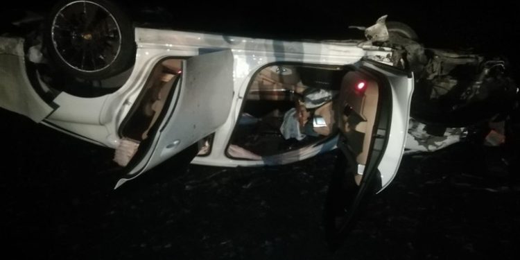 Dondușeni: Un Porsche Panamera s-a întors cu roțile în sus