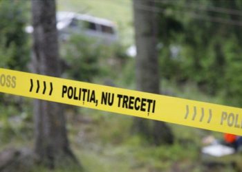 Femeie ucisă cu sânge rece, de propria fiică de 21 de ani, la Comrat