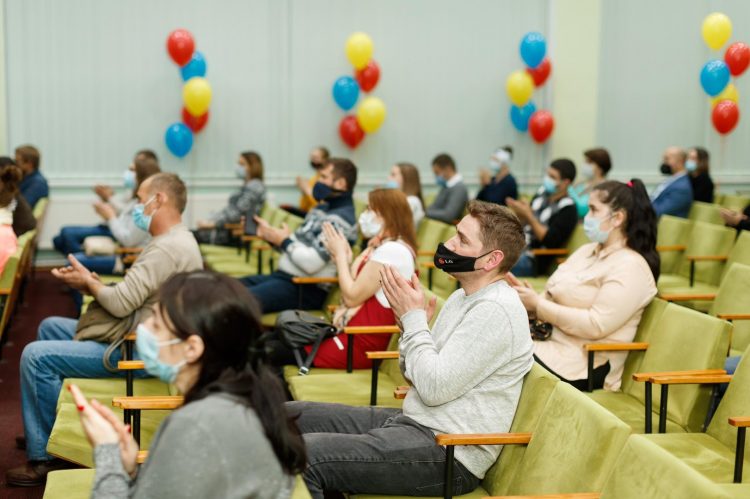 Încă 42 de familii din Orhei au primit indemnizații de 7000 și 10000 de lei la nașterea copilului