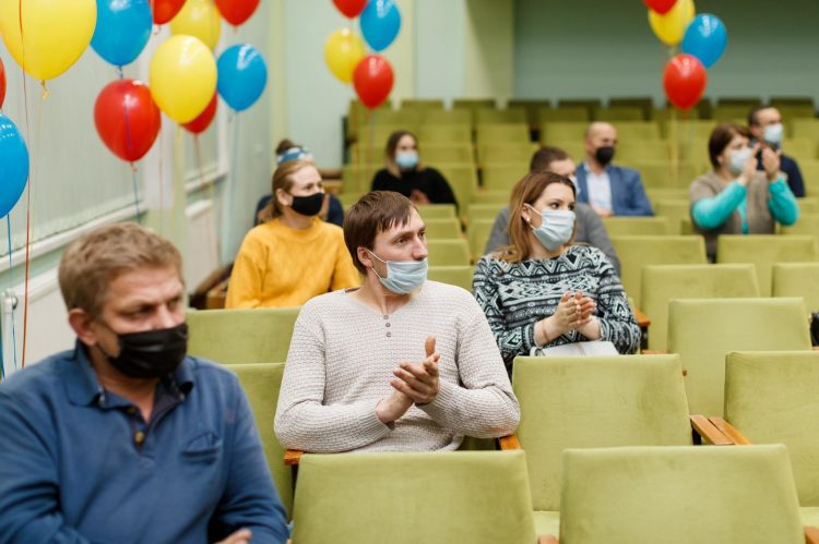 Încă 42 de familii din Orhei au primit indemnizații de 7000 și 10000 de lei la nașterea copilului