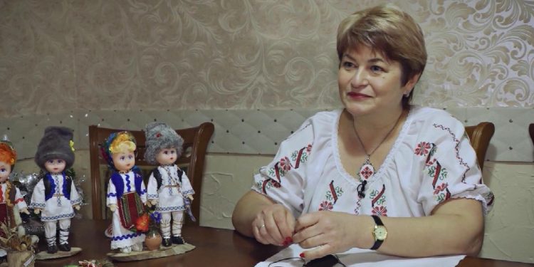 OAMENI REMARCABILI | LARISA BANTOȘ