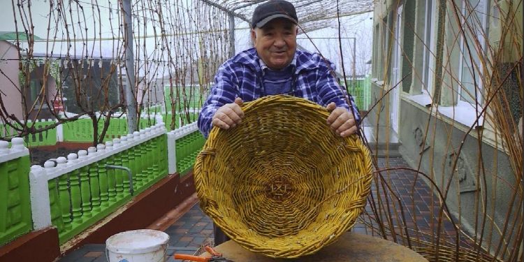 OAMENI REMARCABILI | ION PRODAN