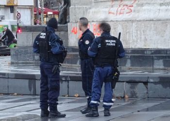 Захватившего заложников француза и его жену нашли мертвыми