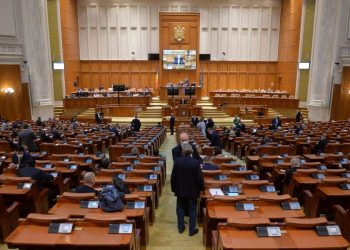 Un deputat român a fost răpus de COVID-19