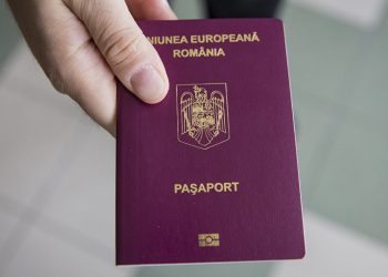 Moldovenii cu cetățenie română vor avea nevoie de viză pentru a munci în Regatul Unit
