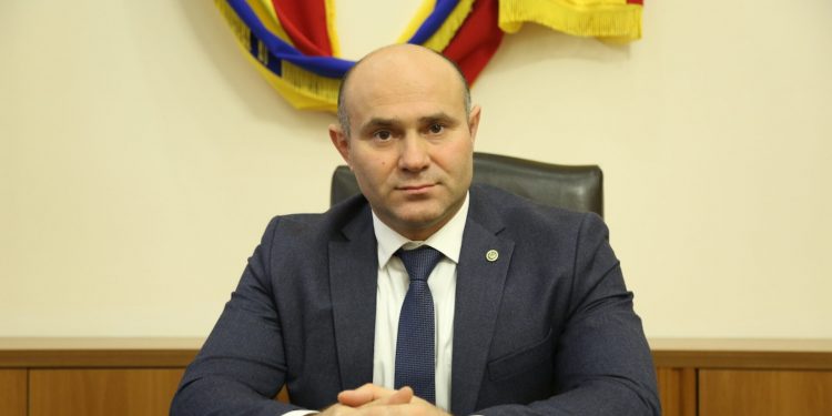 Moțiunea împotriva lui Voicu nu a trecut din lipsă de cvorum